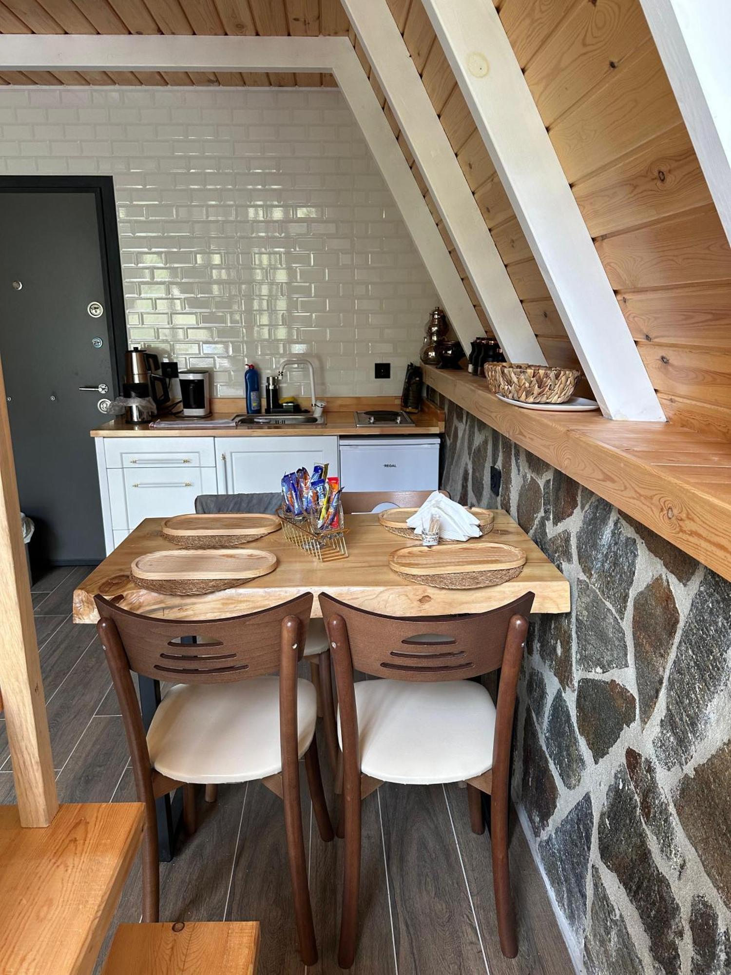 Ruby Bungalov Dogal Yasam Evleri Bed & Breakfast Pazar  Bagian luar foto
